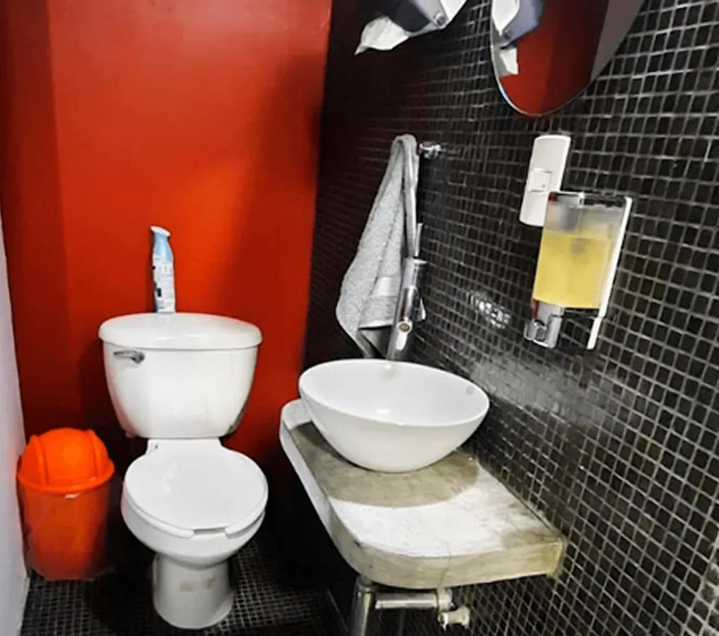 Habitaciones Privadas Con Bano Propio En Una Zona Segura Y Centrica De Guadalajara. 0*, Гвадалахара Мексика