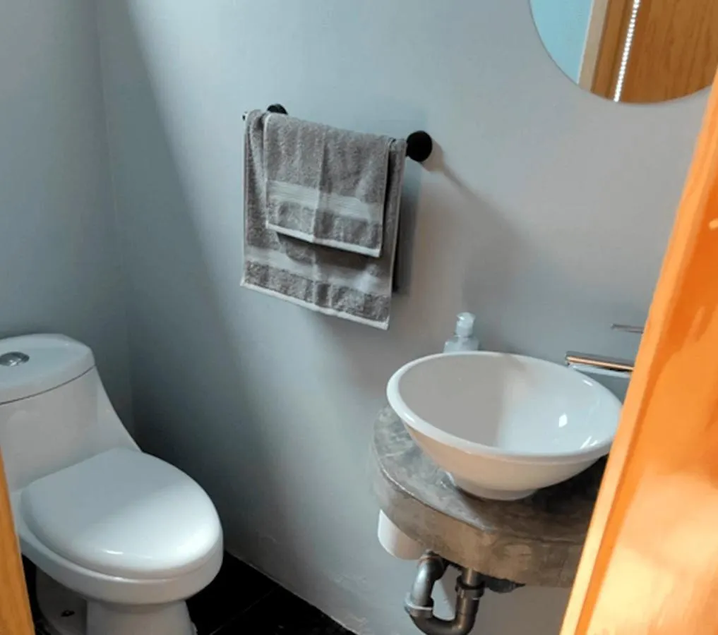 Habitaciones Privadas Con Bano Propio En Una Zona Segura Y Centrica De Guadalajara. Meksika